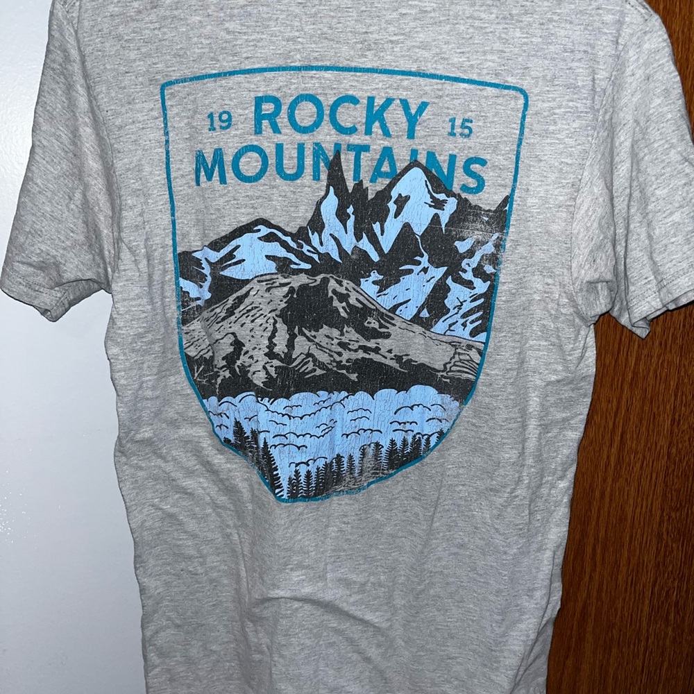 Columbia Gray Mountain Graphic Tee